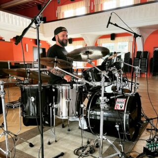 🎉 5 Jahre BlechWiese! 🎉🥳
 
Die letzten fünf Jahre waren einfach der Wahnsinn! 🤩🎺 Wir haben so viel gemeinsam erlebt, sind musikalisch gewachsen und haben unvergessliche Momente auf der Bühne geteilt. 🎶💕 Jetzt stande unsere letzte Probe vor unserem großen Jubiläumskonzert an – wir sind schon mega aufgeregt! 😁🎉
 
 
Wir können es kaum erwarten, mit euch zu feiern und eine unglaubliche Zeit zu haben! 🎊🤗 Seid ihr bereit? Wir auf jeden Fall! 😉💥

#blechwiese #brass #music #brasslove #moschpit